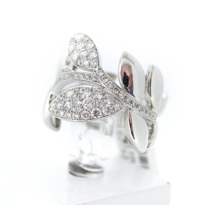 Hulchi_Belluni_ring_witgoud_18karaat_62162-WW_Outlet_2050_Juwelier_Clem_Vercammen.jpg