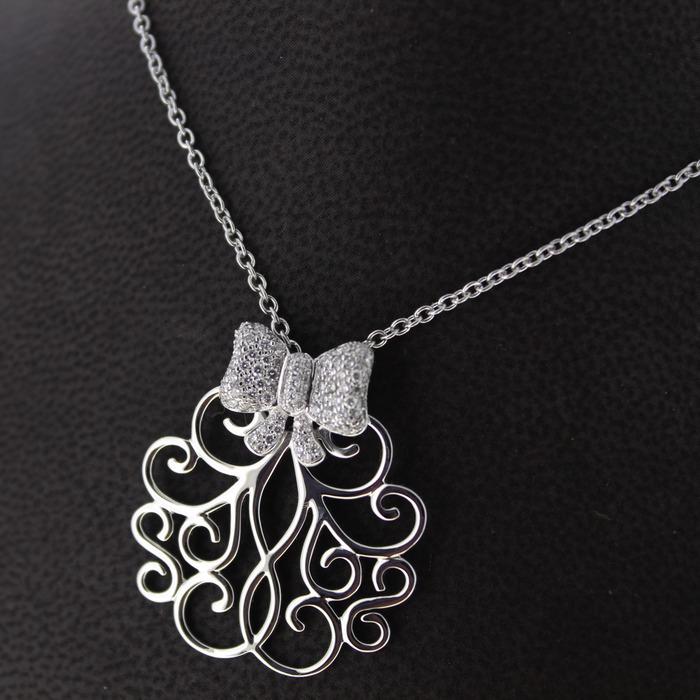 Hulchi_Belluni_collier_56202-WW_18K_witgoud_Outlet_2024_Juwelier_Clem_Vercammen-1.jpg