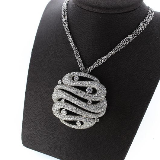 Juweel Hulchi Belluni collier 18K Witgoud Diamant 37201-WW 'OTL-2025'  Juweel Hulchi Belluni collier 18K Witgoud Diamant 37201-WW 'OTL-2025'