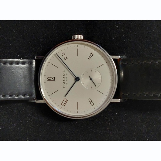 Horloge Nomos Tangente NO000054 3083 '70251-681-TWDH'