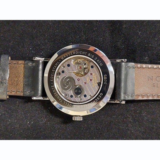 Horloge Nomos Tangente NO000054 3083 '70251-681-TWDH'