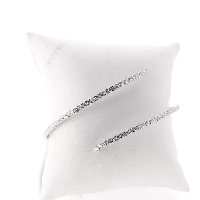 Esclave_armband_witgoud_18K_Briljant_tweedehands_70055-1238_Juwelier_Clem_Vercammen-8.jpg