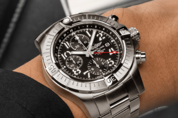 Breitling Avenger Chronograph GMT 45