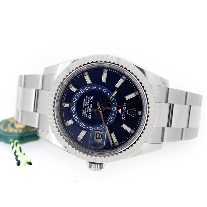 Rolex_Sky-Dweller_326934_tweedehands_70958-690_Juwelier_Clem_Vercammen-11.jpg