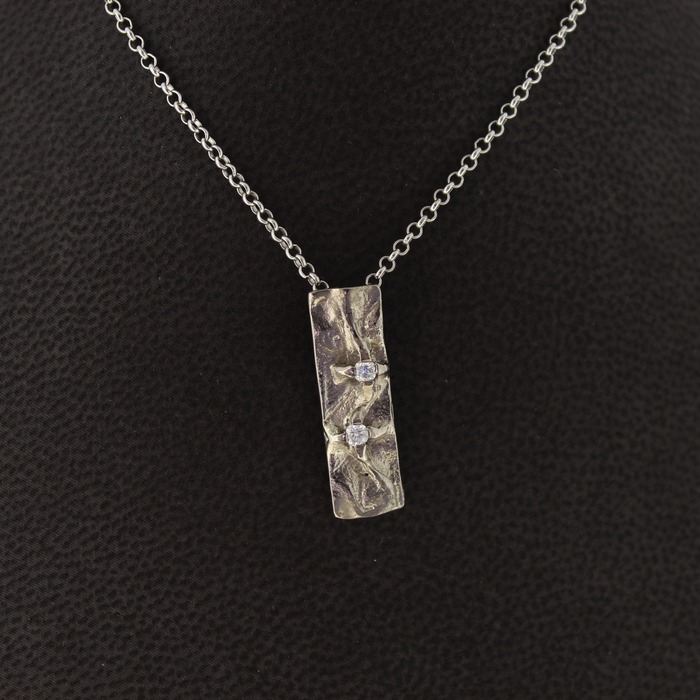 Gerda_De_Vrij_collier_witgoud_18karaat_briljant_tweedehands_71169-1334_Juwelier_Clem_Vercammen-4.jpg