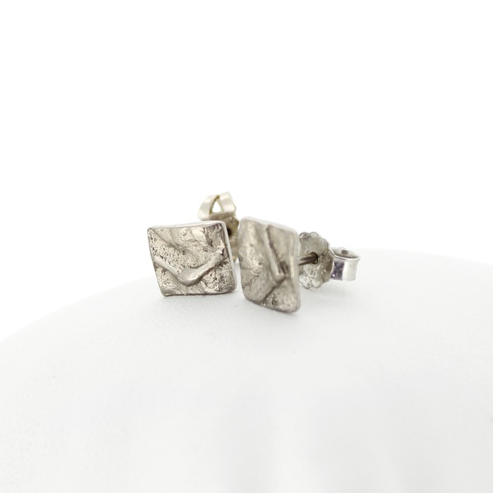Gerda_De_Vrij_oorbellen_witgoud_18karaat_tweedehands_71168-1333_Juwelier_Clem_Vercammen-7.jpg