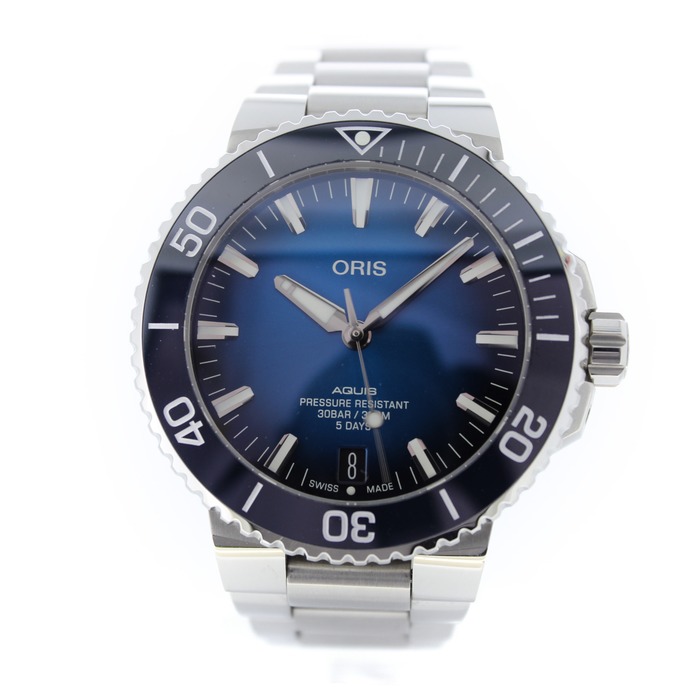 258145_01_Oris_Aquis_3920392_Tweedehands_CV-701_Juwelier_Clem_Vercammen-1.jpg