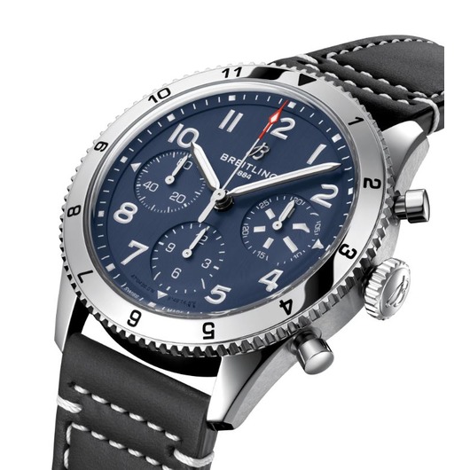 Horloge Breitling Classic Avi Corsair A233801A1C1X1