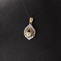 Juweel Hanger bicolor goud 18 karaat briljanten en cultuur parel 'CV-1459-TWDH' Juweel Hanger bicolor goud 18 karaat briljanten en cultuur parel 'CV-1459-TWDH'