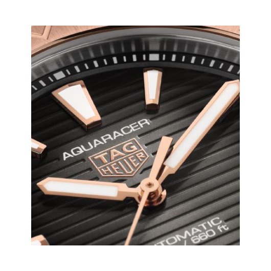 Horloge Tag Heuer Aquaracer WBP2151.FT6199