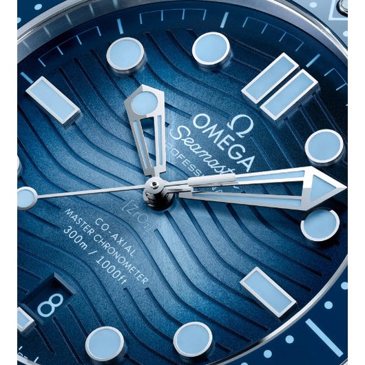 Horloge OMEGA Summer Blue Seamaster Diver 300M 210.30.42.20.03.003