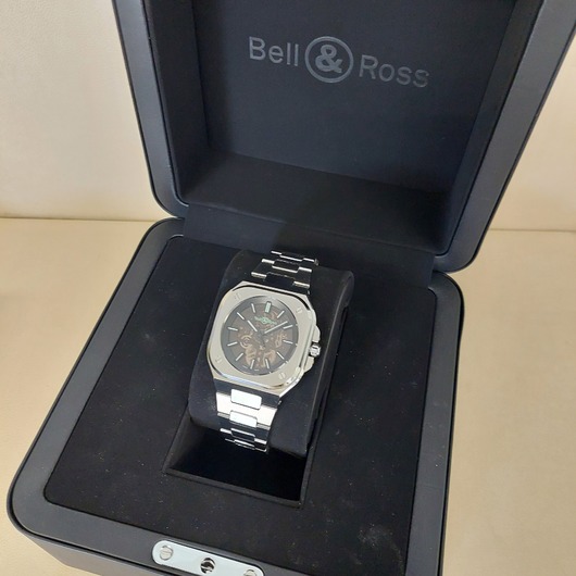 Horloge Bell & Ross Br 05 Skeleton Nightlum 40MM BR05A-BL-SK-ST/SST '74853-730-TWDH'