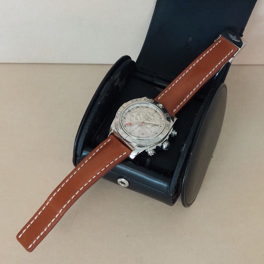 Horloge Breitling Chronomat Gmt AB041012/G719/754P '74150-729-TWDH' 