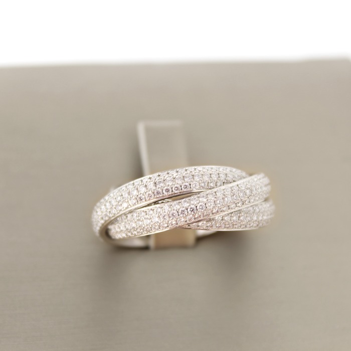 258766_01_Hulchi_Belluni_ring_witgoud_18karaat_Briljant_OTL_Juwelier_Clem_Vercammen-15.jpg
