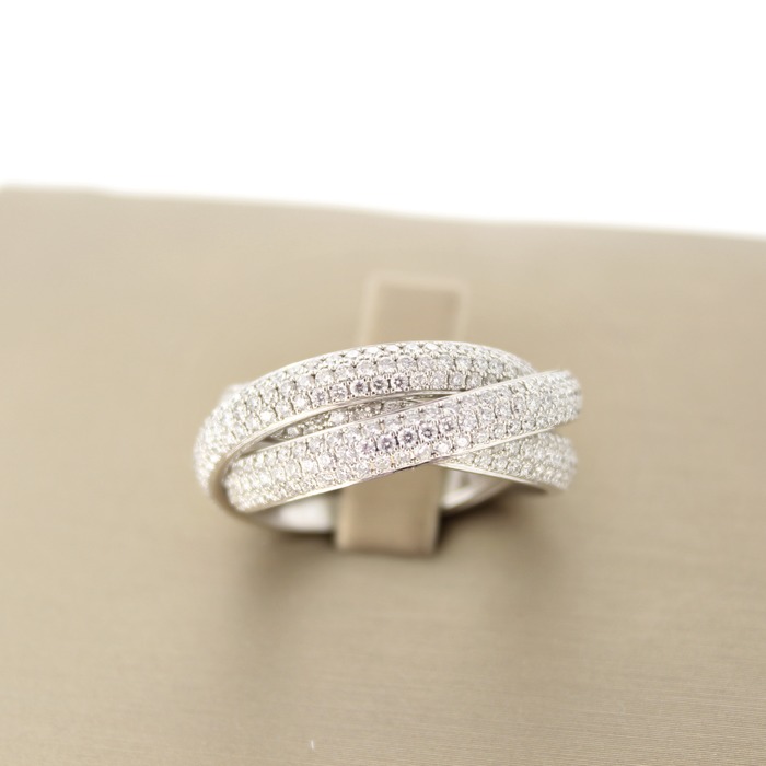 258766_01_Hulchi_Belluni_ring_witgoud_18karaat_Briljant_OTL_Juwelier_Clem_Vercammen-6.jpg