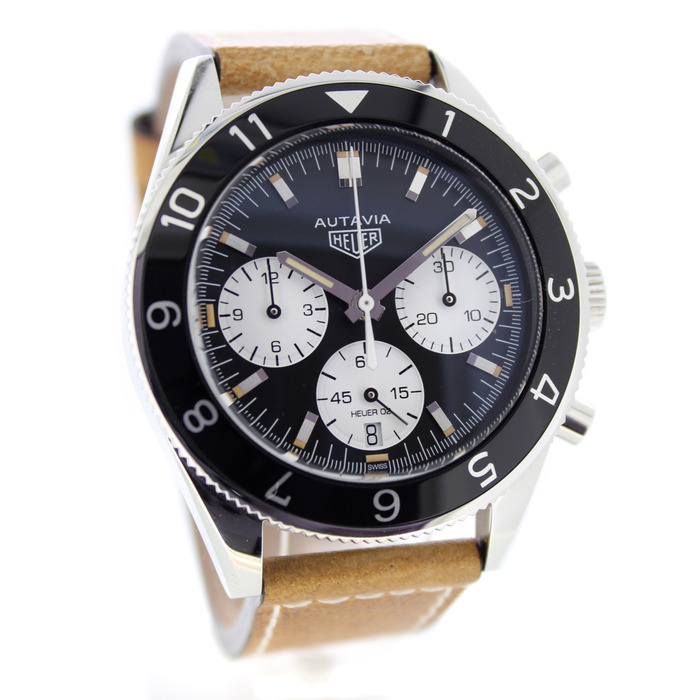 Tag_Heuer_Autavia_WAF5743_Tweedehands_74455-725_Juwelier_Clem_Vercammen-4.jpg