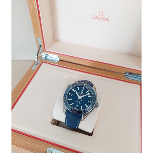 Horloge  Omega Seamaster Planet Ocean 232.92.42.21.03.001 '75490-737-TWDH'