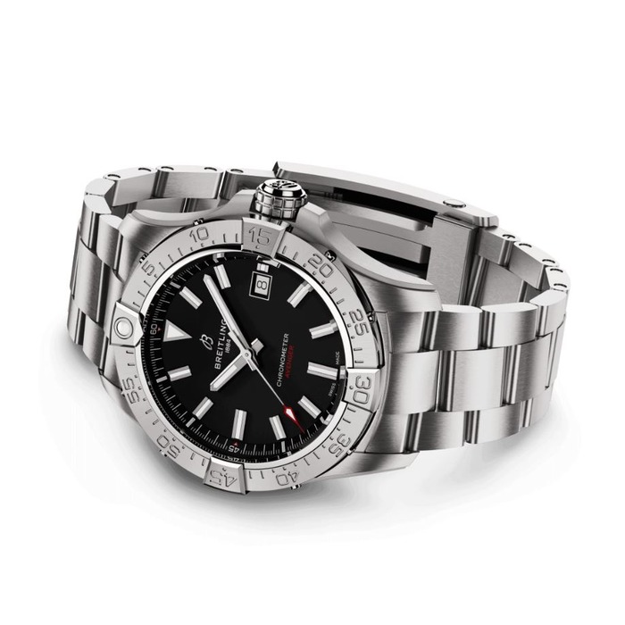 260827_01_Breitling_Avenger_Automatic_42_steel_A17328101B1A1_Juwelier_Clem_Vercammen-2.jpg