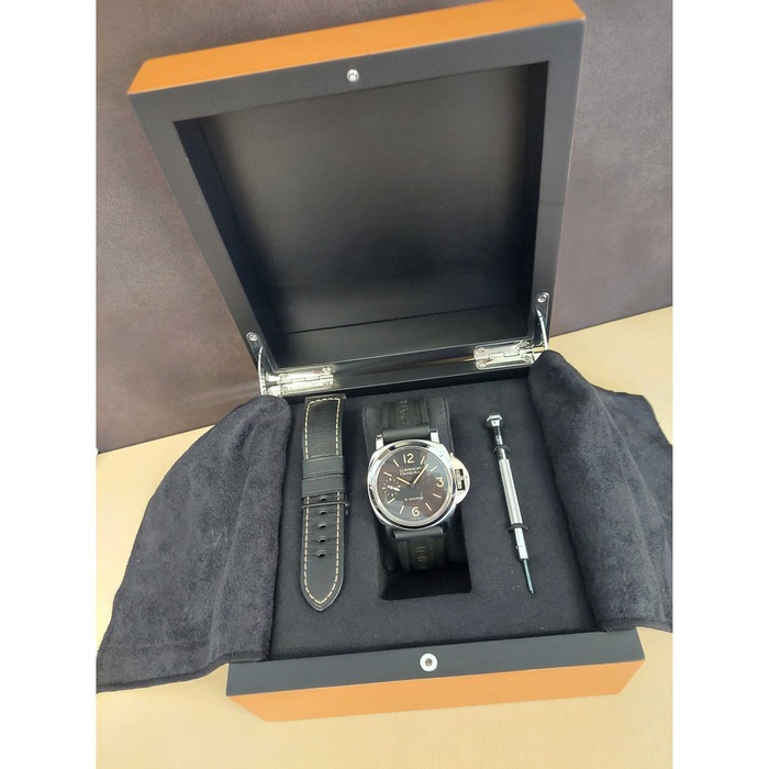Horloge Panerai Luminor 8 Giorni PAM 00915  '76825-756-TWDH'