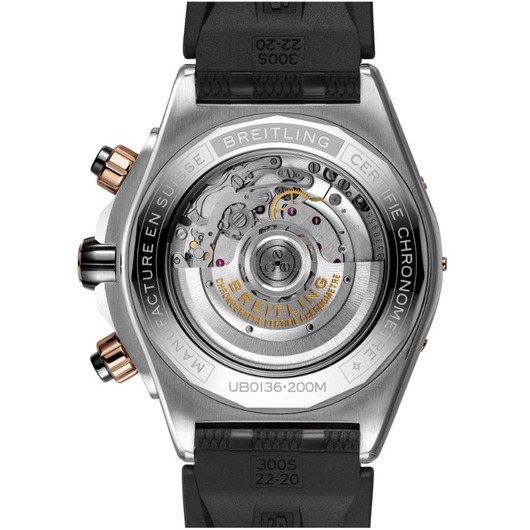 Horloge BREITLING SUPER CHRONOMAT CHRONO 44 UB0136251L1S1