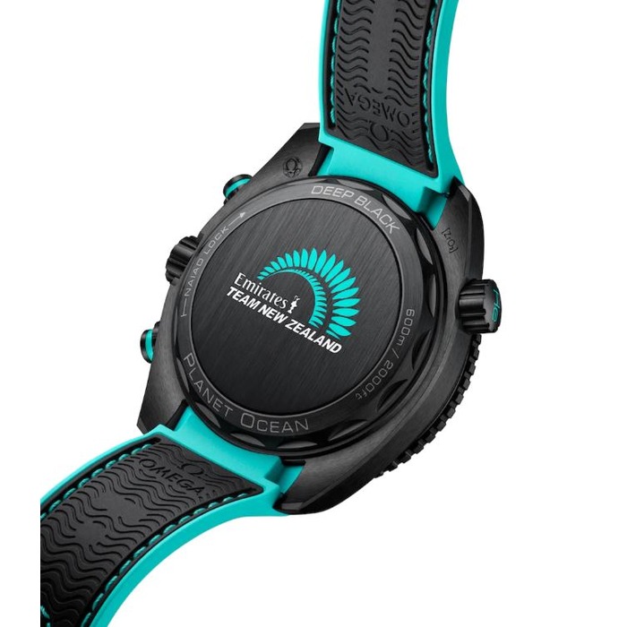 261121_01_Omega_Seamaster_Planet_Ocean_600M_Co-Axial_21592465101003_Juwelier_Clem_Vercammen-3.jpg