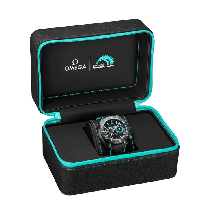 261121_01_Omega_Seamaster_Planet_Ocean_600M_Co-Axial_21592465101003_Juwelier_Clem_Vercammen-4.jpg