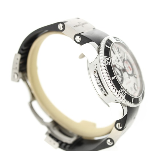 Horloge Ulysse Nardin Maxi Marine Diver Chronograph 8003-102-3/916 '77653-786-TWDH'