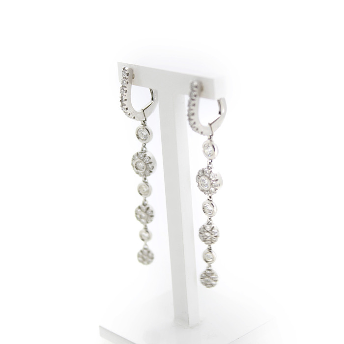 Oorbellen witgoud 18karaat briljanten tweedehands 77758-1703 Juwelier Clem Vercammen.jpg