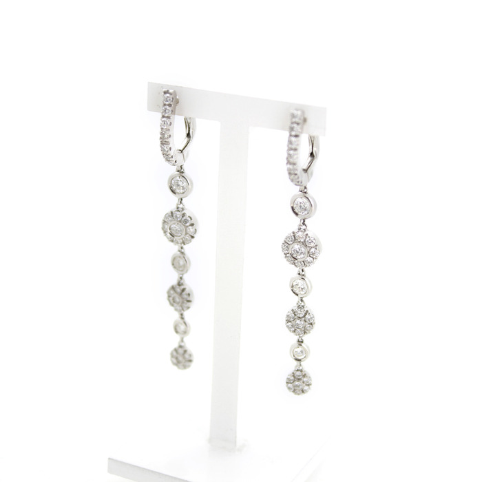 Oorbellen witgoud 18karaat briljanten tweedehands 77758-1703 Juwelier Clem Vercammen.jpg