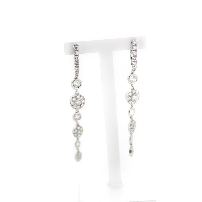 Oorbellen witgoud 18karaat briljanten tweedehands 77758-1703 Juwelier Clem Vercammen.jpg
