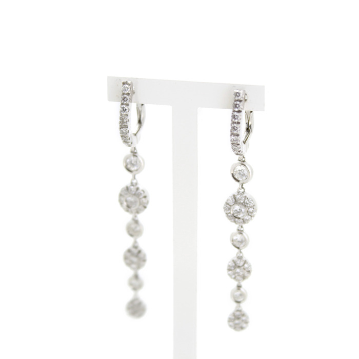Oorbellen witgoud 18karaat briljanten tweedehands 77758-1703 Juwelier Clem Vercammen.jpg