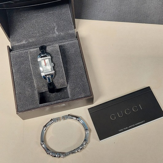 Horloge Gucci 6800L '77752-789-TWDH'