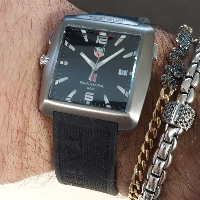Tag_Heuer_Tiger_woods_WAE1110_tweedehands_78333-800_Juwelier_Clem_Vercammen-10.jpg
