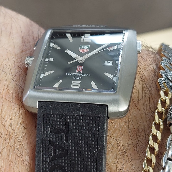 Tag_Heuer_Tiger_woods_WAE1110_tweedehands_78333-800_Juwelier_Clem_Vercammen-11.jpg