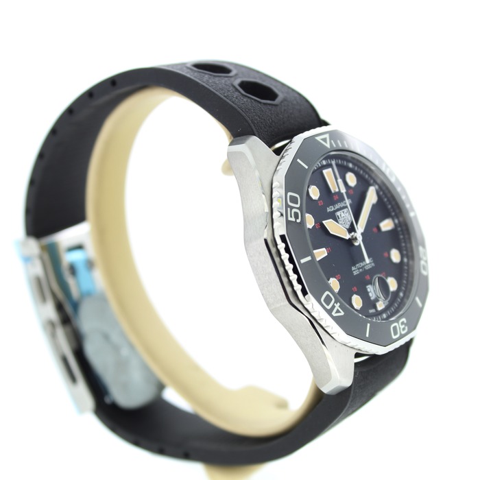 Tag_Heuer_Aquaracer_Titanium_WBP208C_Tweedehands_78909-807_Juwelier_Clem_Vercammen-7.jpg