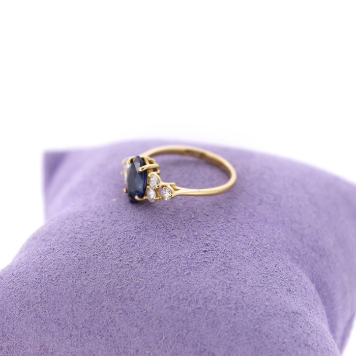 Ring_geelgoud_18karaat_saffier_briljant_tweedehands_CV-1742_Juwelier_Clem_Vercammen-5.jpg