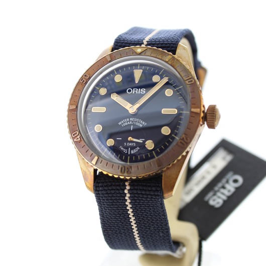 Horloge Oris Carl Brashear Limited Edition caliber 401 01 401 7764 3185