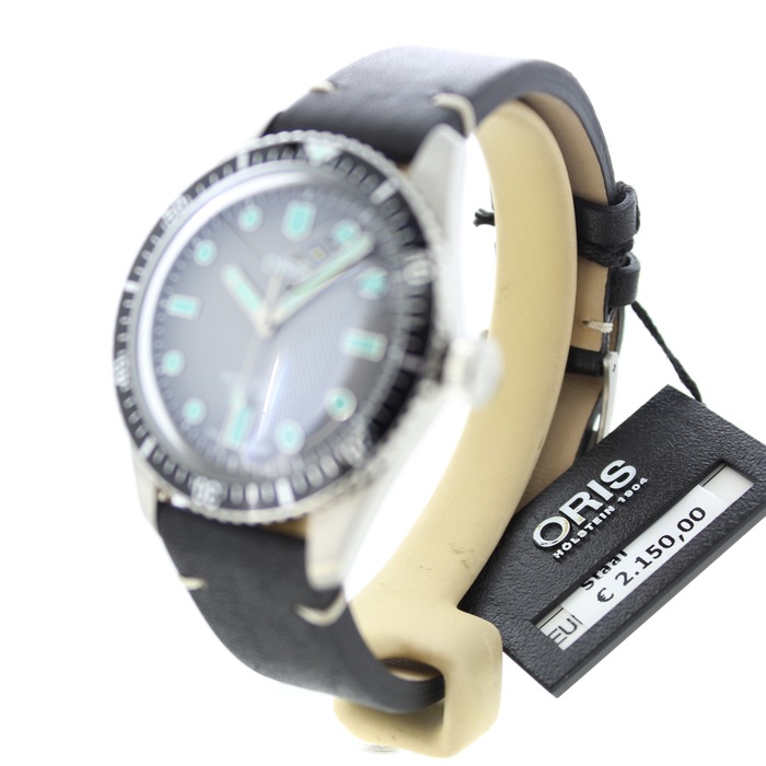 Oris_Divers_Sixty-Five_017337707_Outlet_Juwelier_clem_Vercammen-4.jpg