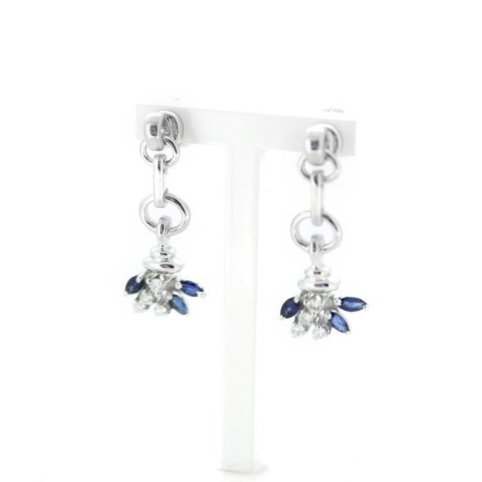 Oorbellen_Witgoud_18karaat_briljanten_saffier_tweedehands_79584-1771_Juwelier_Clem_Vercammen-1.jpg