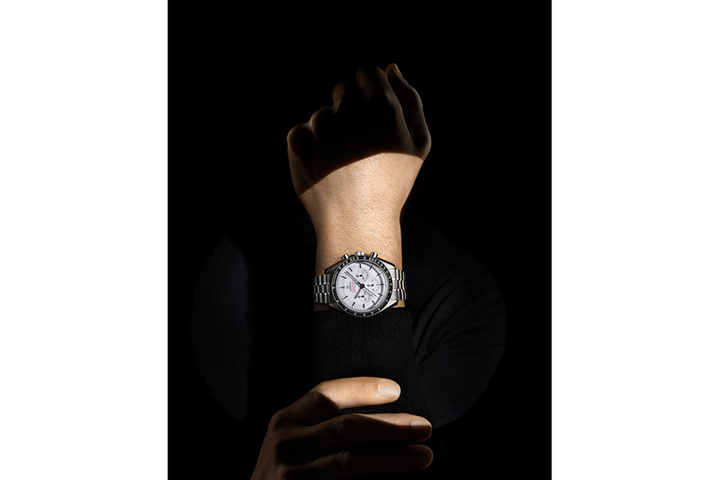 OMEGA Speedmaster Moonwatch OMEGA Speedmaster Moonwatch