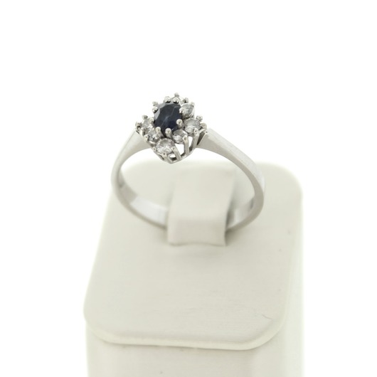Juweel Ring witgoud 18 karaat Saffier en briljanten 'CV-2013-TWDH' Juweel Ring witgoud 18 karaat Saffier en briljanten 'CV-2013-TWDH'