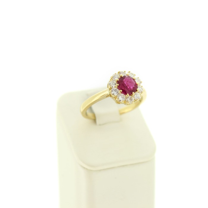 Ring_Geelgoud_Robijn_Briljant_Tweedehands_CV-2014_Juwelier_Clem_Vercammen-7.jpg