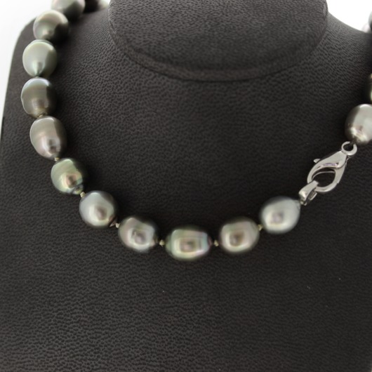 Juweel Tahiti parel collier en parel oorhangers op 18 karaat '82239-2038-TWDH'  Juweel Tahiti parel collier en parel oorhangers op 18 karaat '82239-2038-TWDH'