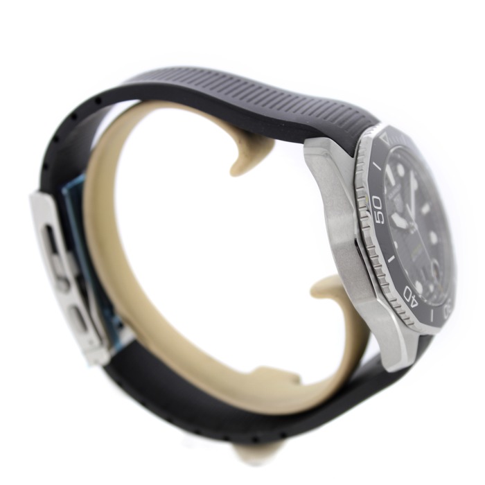 Tag_Heuer_Aquaracer_Professional_300M_WBP201A.FT6197_Juwelier_Clem_Vercammen-9.jpg