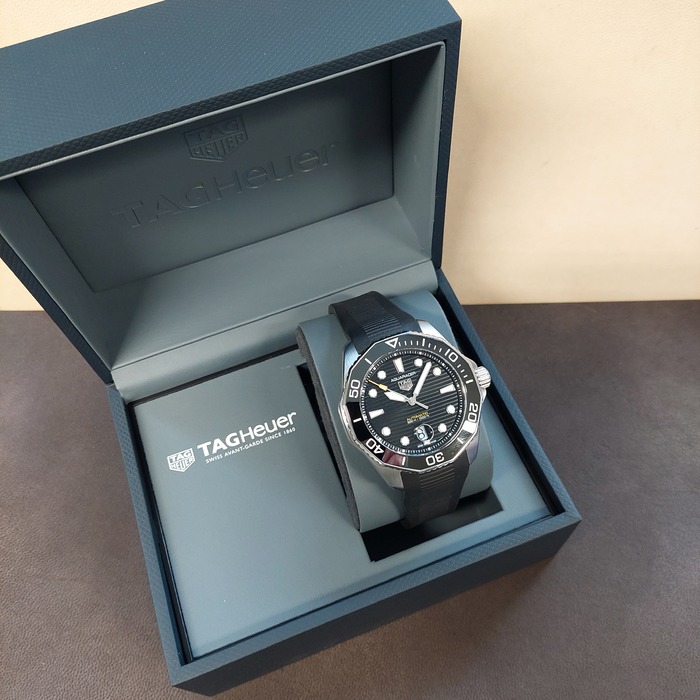 Tag_Heuer_Aquaracer_Professional_300M_WBP201A.FT6197_Juwelier_Clem_Vercammen-17.jpg