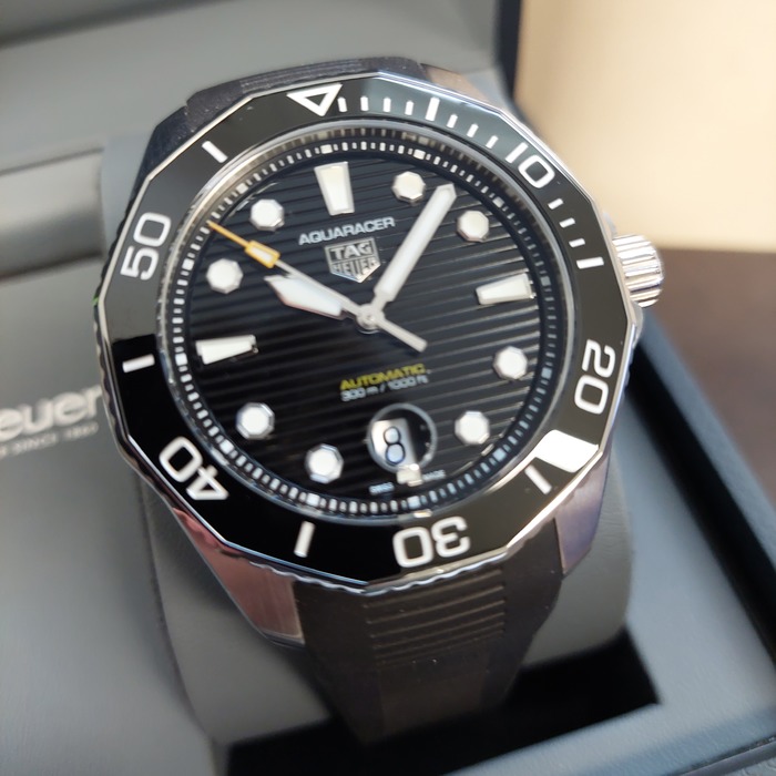 Tag_Heuer_Aquaracer_Professional_300M_WBP201A.FT6197_Juwelier_Clem_Vercammen-19.jpg