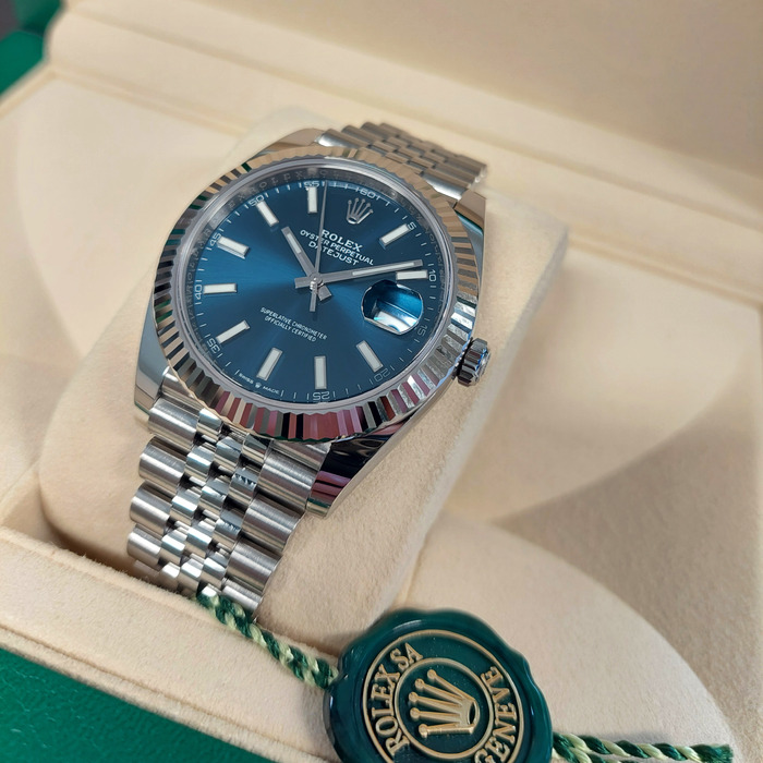 Rolex_Oyster_Perpetual_Datejust_41_126334_Tweedehands_84650_Juwelier_Clem_Vercammen-18.jpg