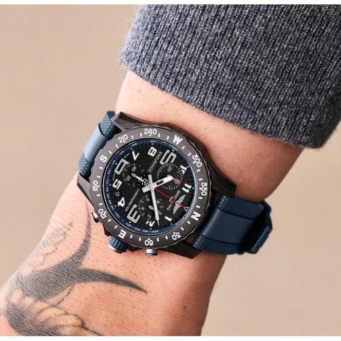 266332_01_Breitling_Endurance_Pro_44_Black_Blue_Breithlight_X82310D51B1S2_Juwelier_Clem_Vercammen-5.jpg