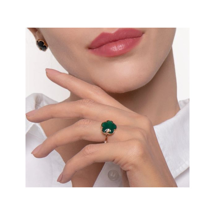 266658_01_Pasquale_Bruni_Joli_Ring_Red_Gold_16125R_Juwelier_Clem_Vercammen-2.jpg