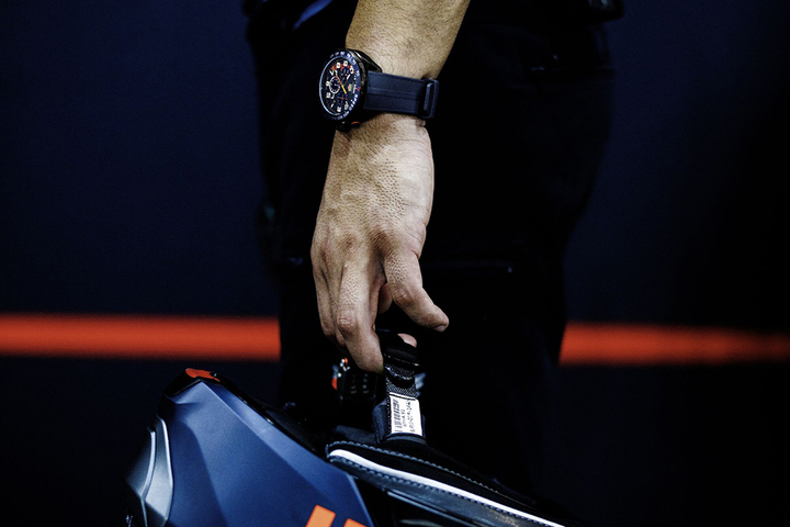 TAG Heuer Formula 1 Chronograph x Oracle Red Bull Racing TAG Heuer Formula 1 Chronograph x Oracle Red Bull Racing
